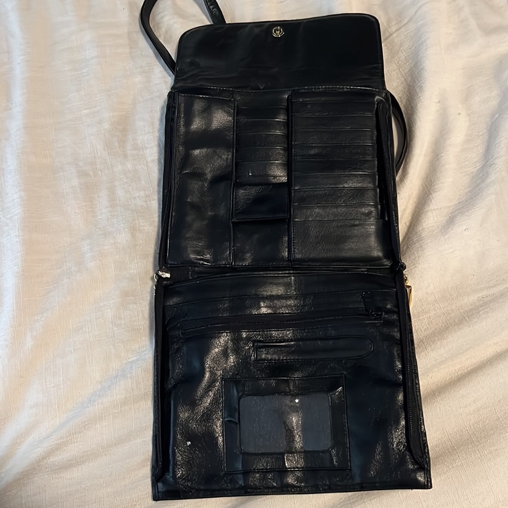 Bottega Veneta Style Crossbody 100% Soft Leather - Picture 4 of 6